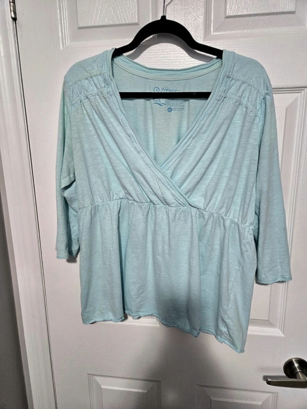 Eddie Bauer Long Sleeve Tunic in Pale Mint Green XL